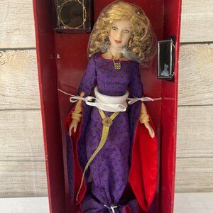 NIB - Franklin Mint Guinevere Doll 16" - NRFB